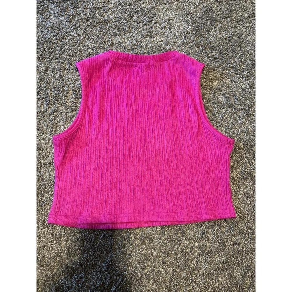 Pink‎ top - Picture 3 of 3